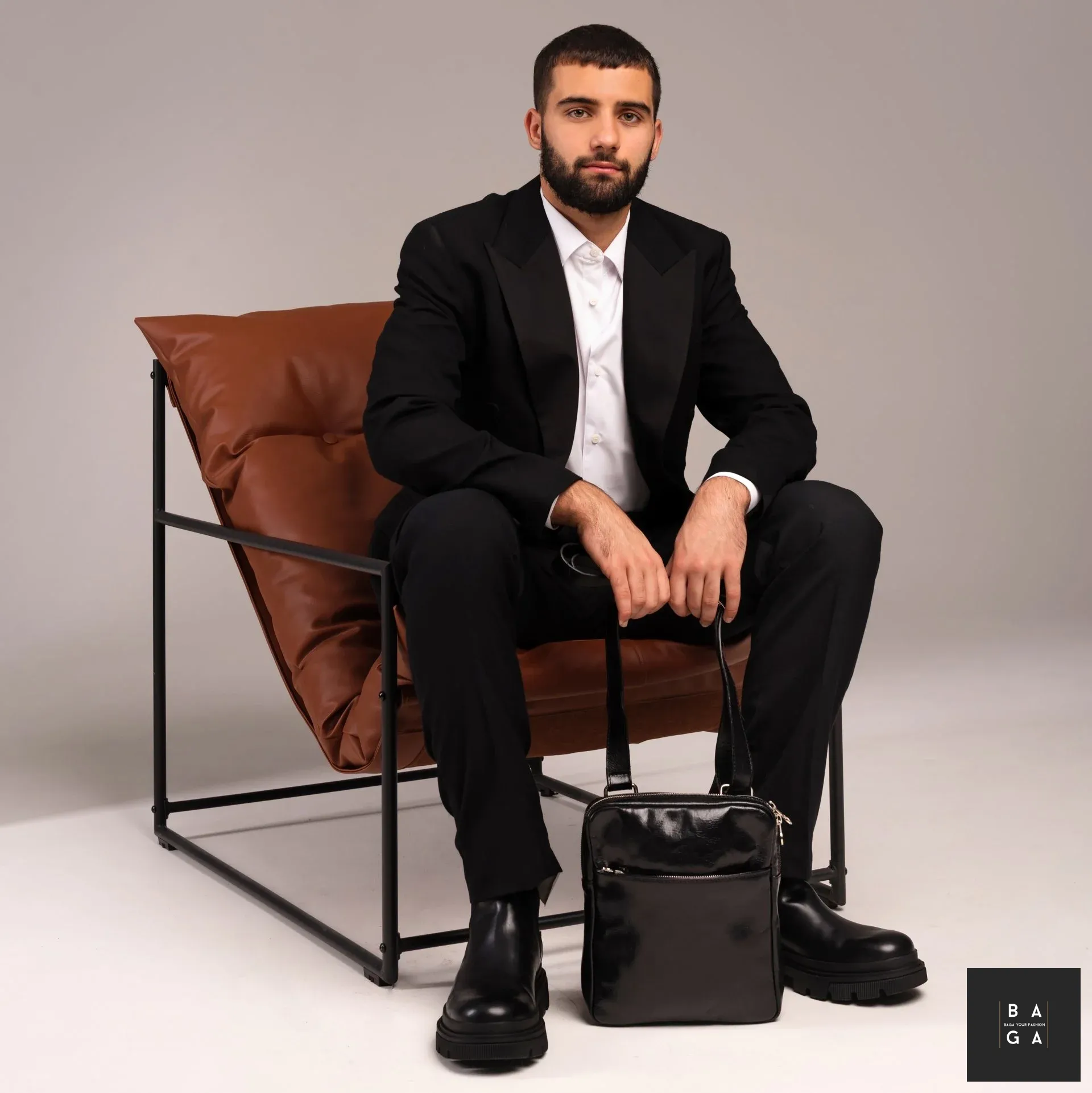 New in Мъжка чанта от естествена кожа Леонардо