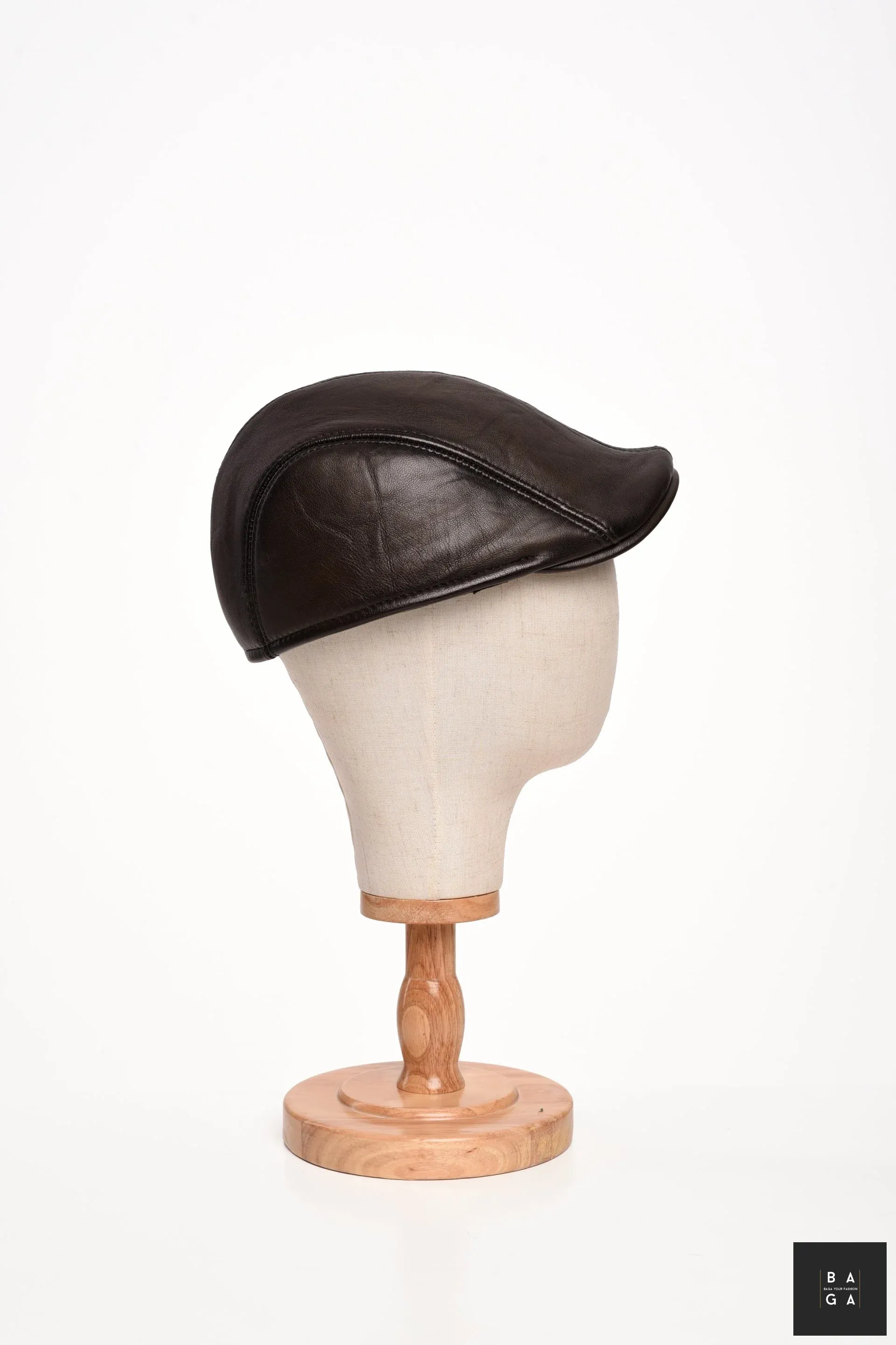 Шапки Мъжка шапка от естествена кожа