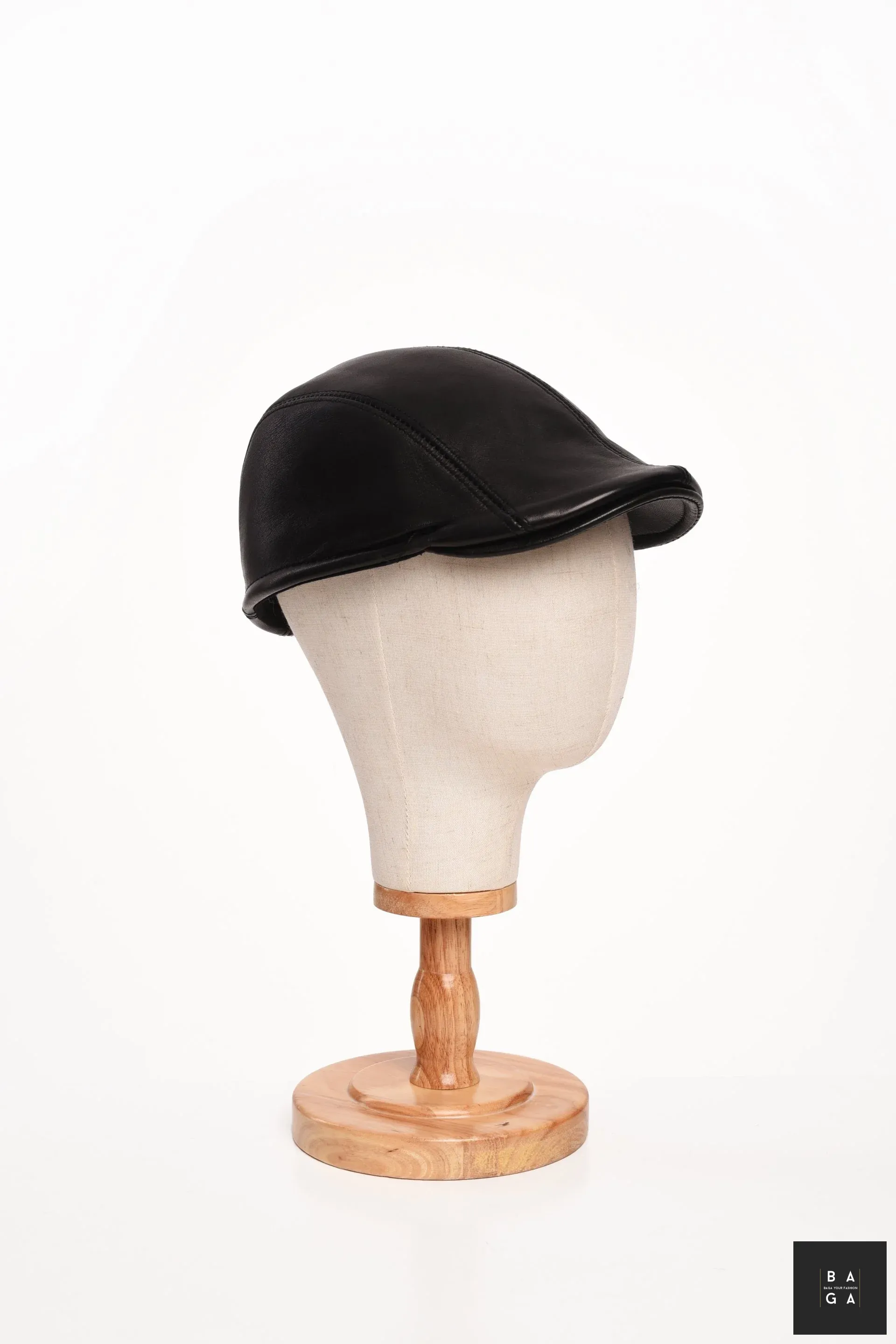 Шапки Мъжка шапка от естествена кожа