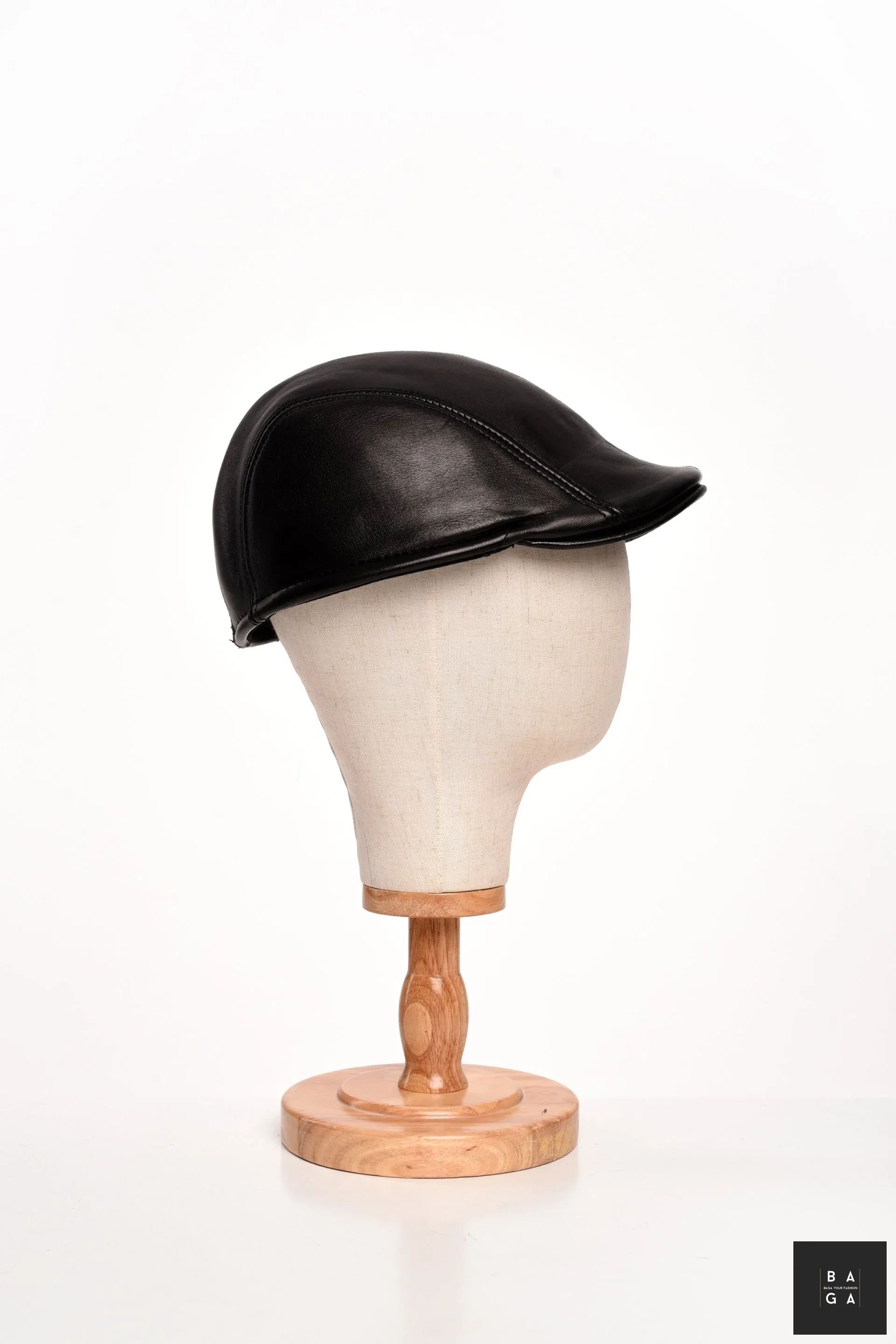 Шапки Мъжка шапка от естествена кожа