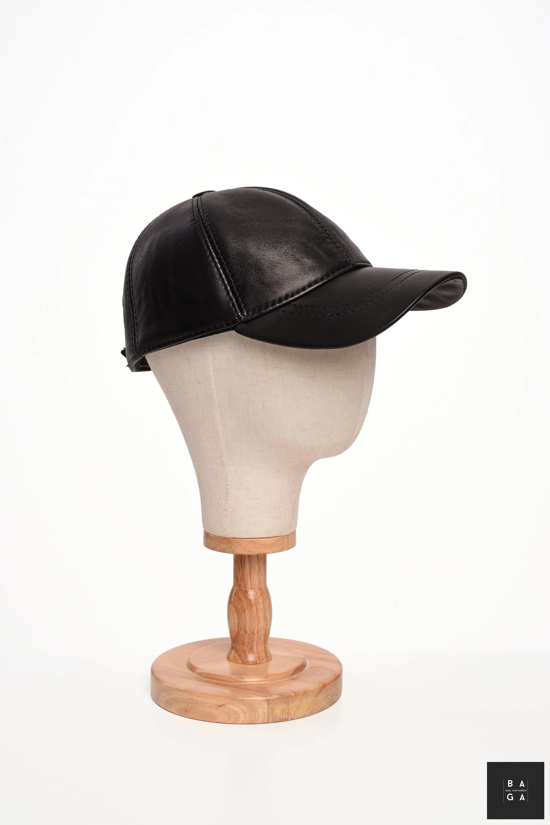 Шапки Мъжка бейзболна шапка от естествена кожа