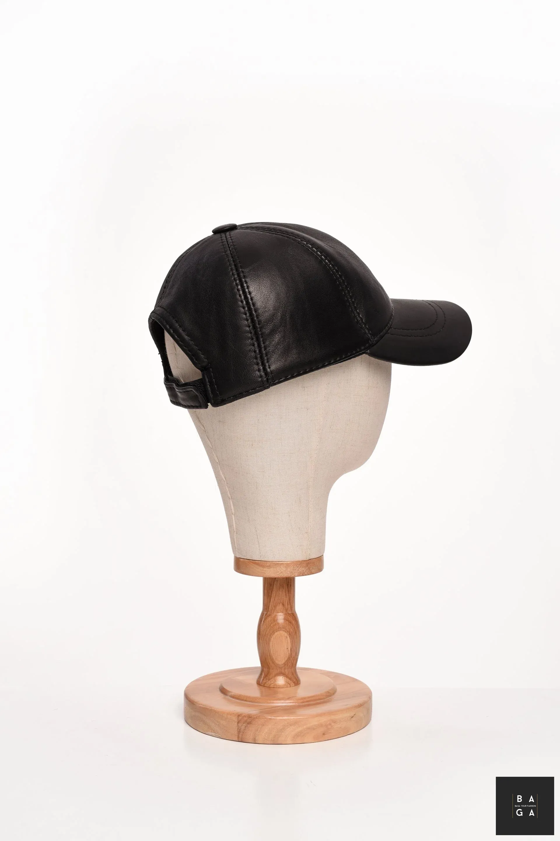 Шапки Мъжка бейзболна шапка от естествена кожа