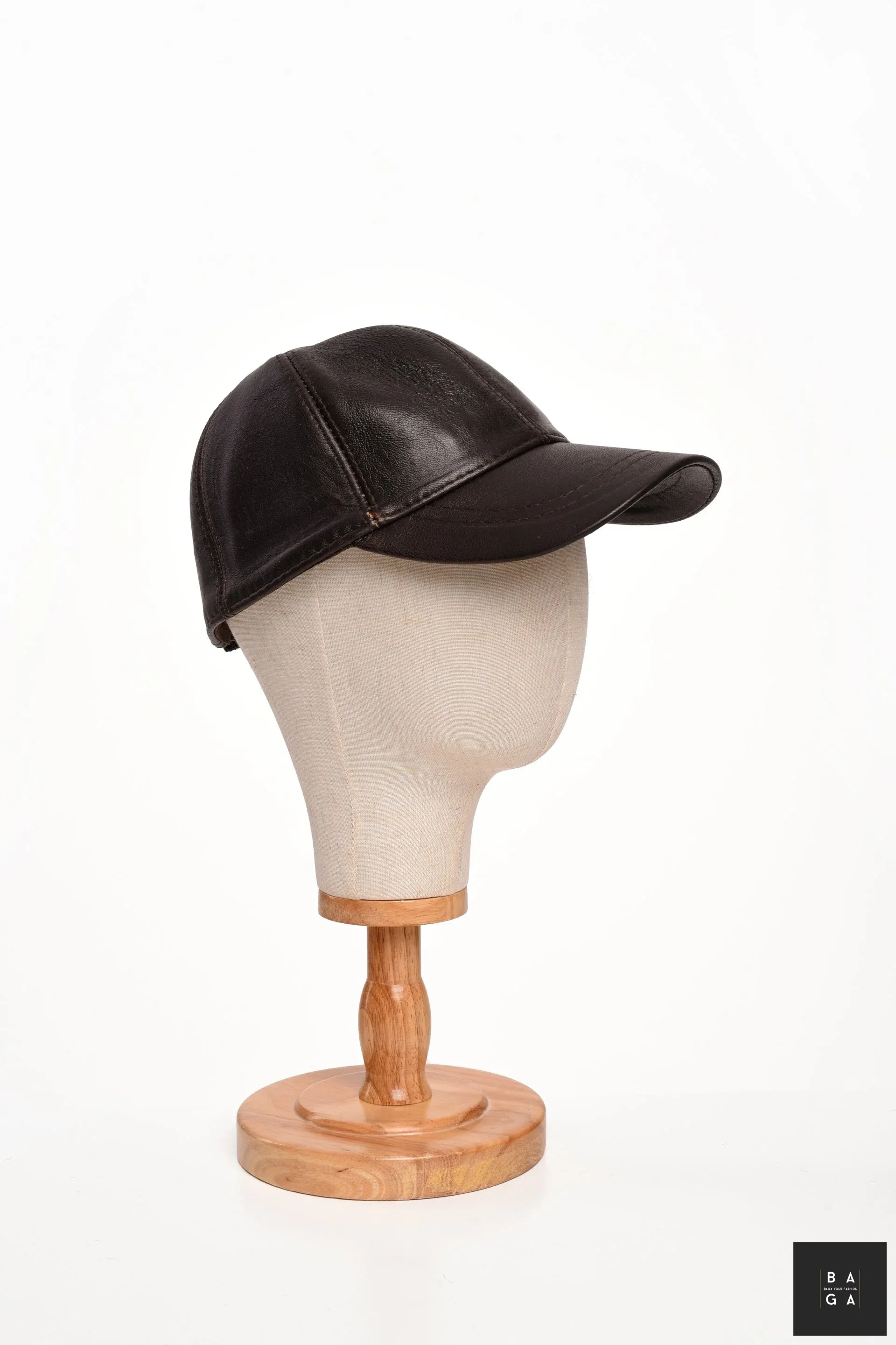 Шапки Мъжка бейзболна шапка от естествена кожа