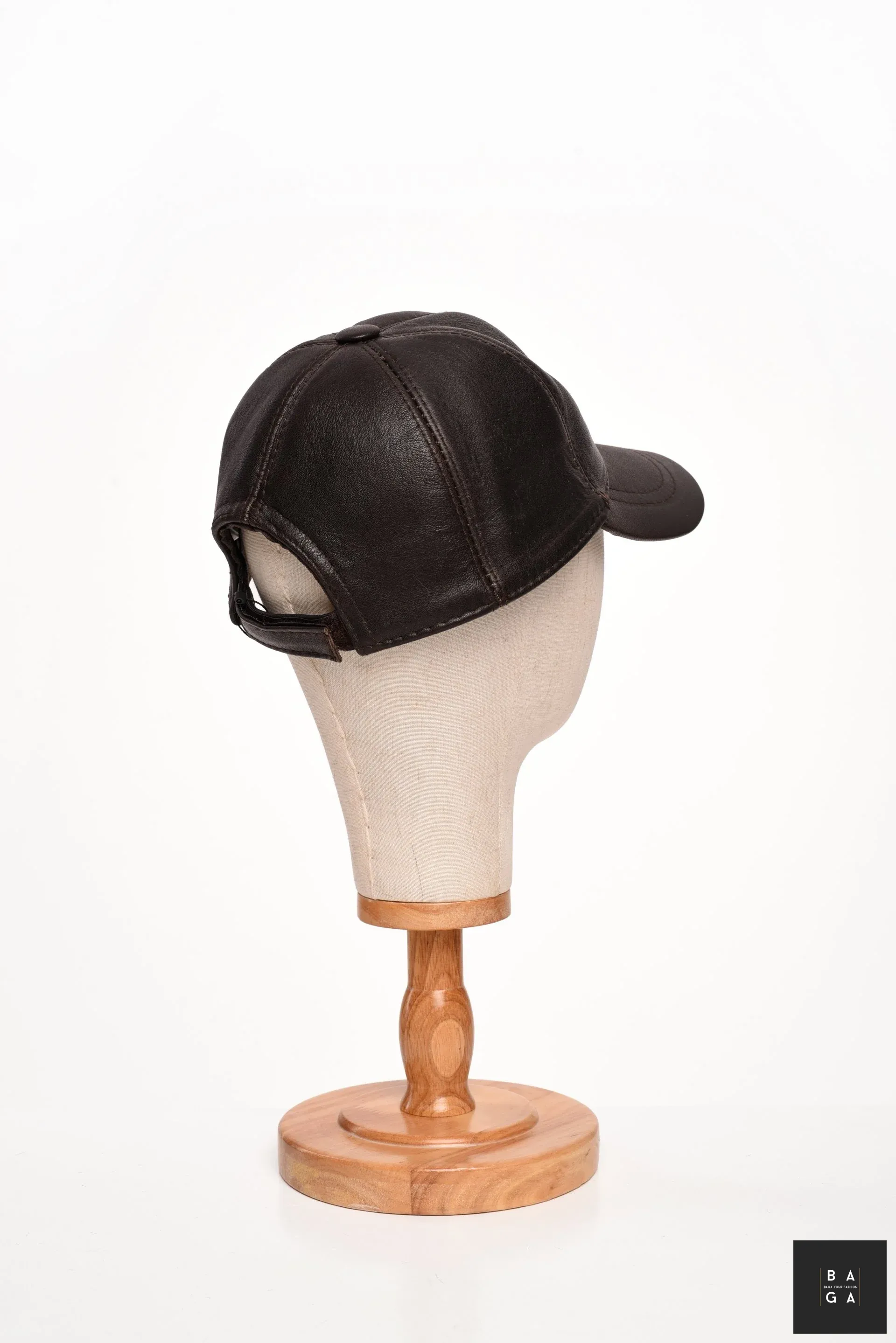 Шапки Мъжка бейзболна шапка от естествена кожа